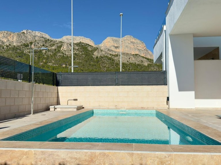 Villa for Sale in Polop, Alicante 14