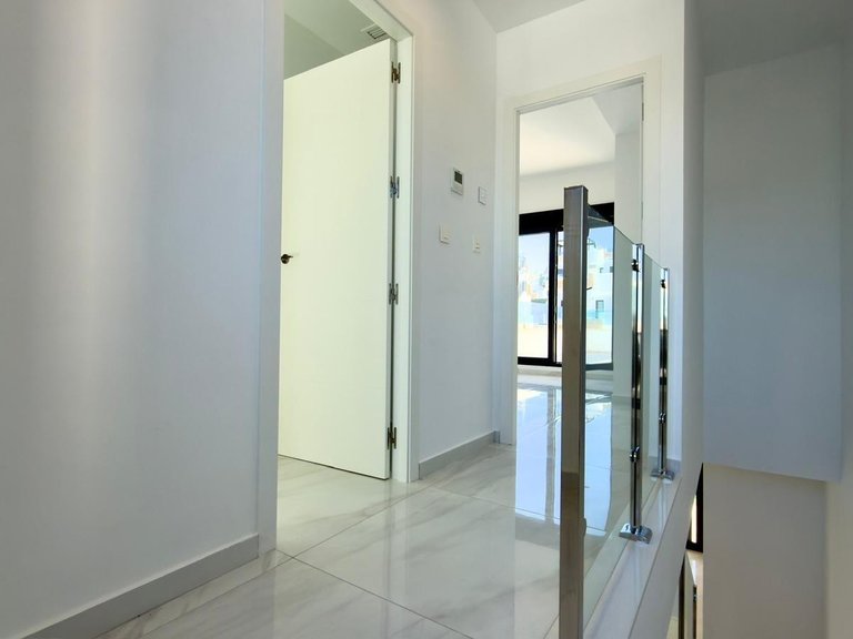 Villa for Sale in Polop, Alicante 40