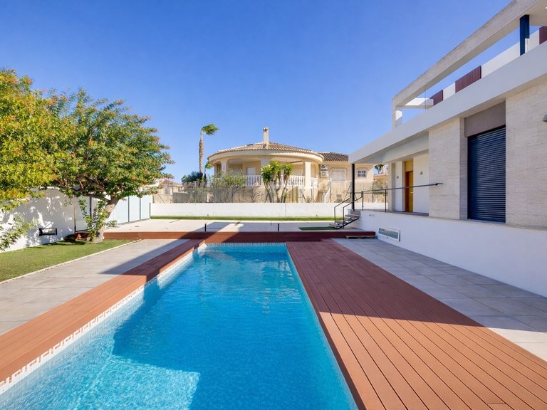 Villa for Sale in Ciudad Quesada/rojales, Alicante 10