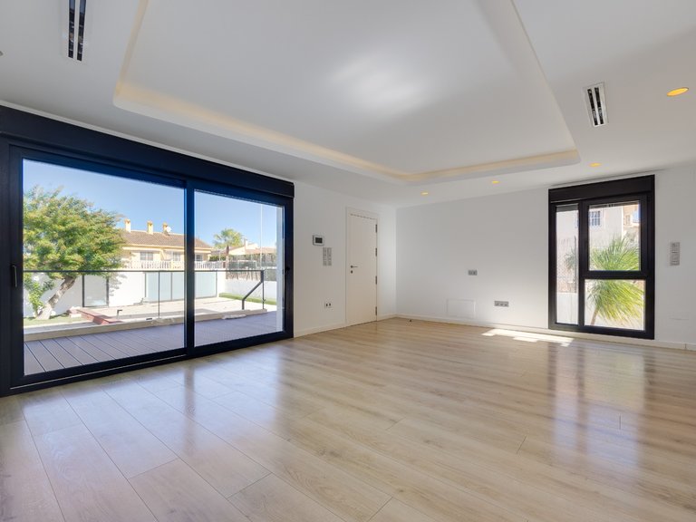 Villa for Sale in Ciudad Quesada/rojales, Alicante 14