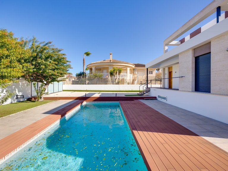 Villa for Sale in Ciudad Quesada/rojales, Alicante 9