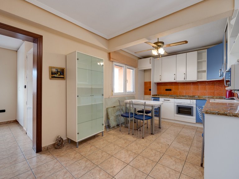 Villa for Sale in Torrevieja, Alicante 26