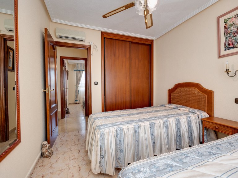 Villa for Sale in Torrevieja, Alicante 38