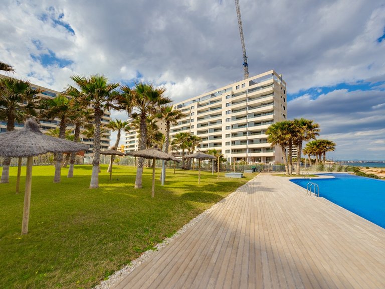Penthouse for Sale in Punta Prima, Alicante 14