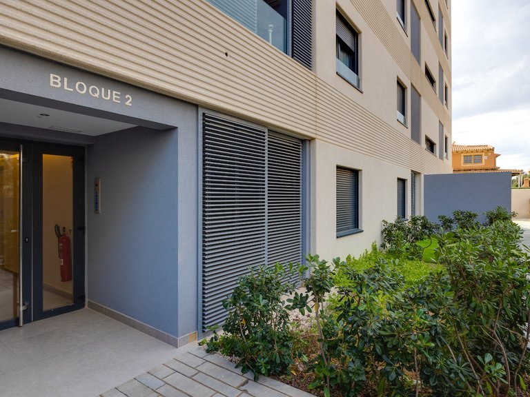 Penthouse for Sale in Punta Prima, Alicante 20