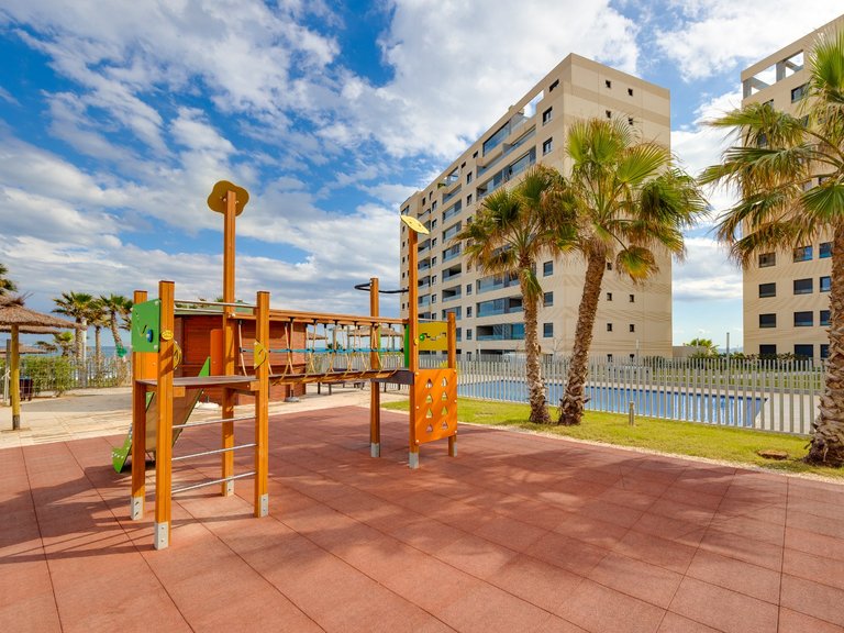 Penthouse for Sale in Punta Prima, Alicante 12