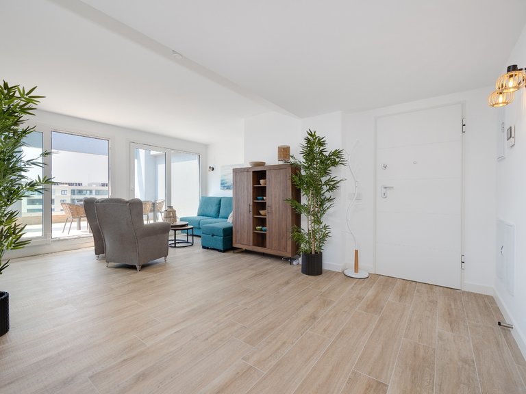 Penthouse for Sale in Punta Prima, Alicante 31