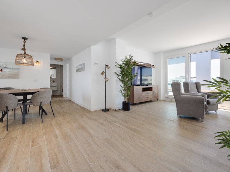 Penthouse for Sale in Punta Prima, Alicante 30