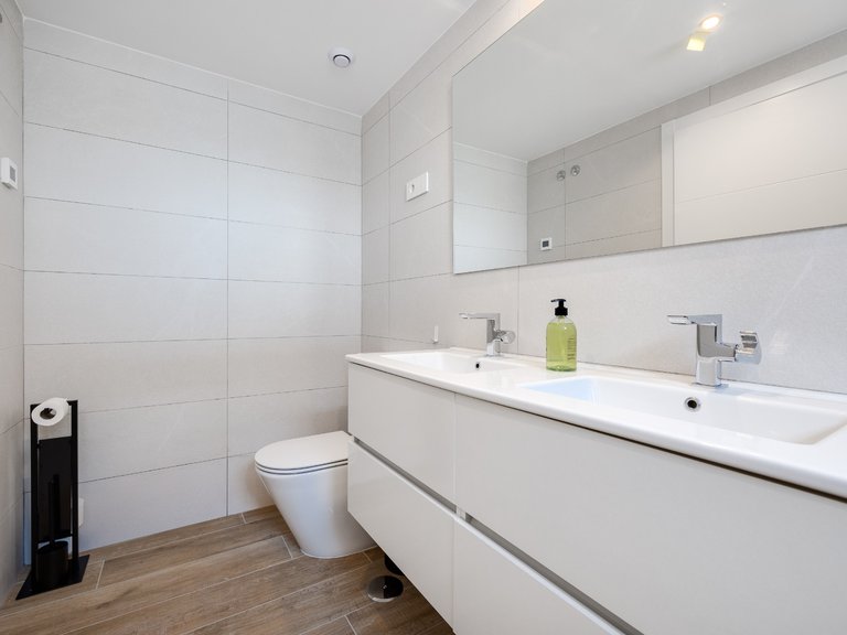 Penthouse for Sale in Punta Prima, Alicante 41