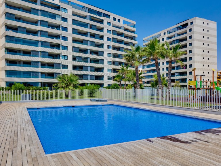 Penthouse for Sale in Punta Prima, Alicante 17