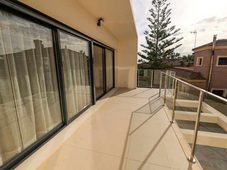 Villa for Sale in Torrevieja, Alicante 18