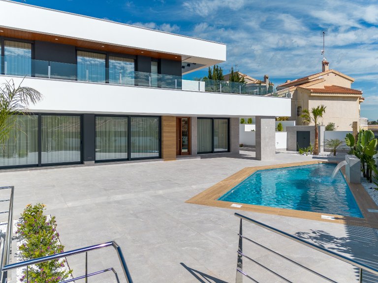 Villa for Sale in Ciudad Quesada, Alicante 2