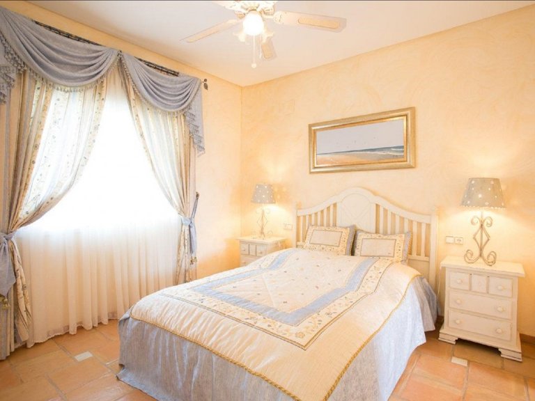 Villa for Sale in Costa Blanca La Nucia, Alicante 46