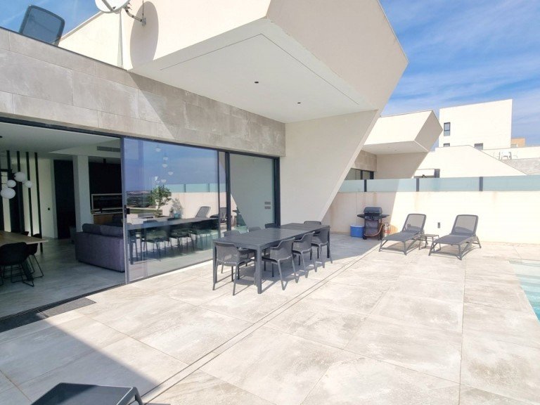 Villa for Sale in Inland Rojales, Alicante 12