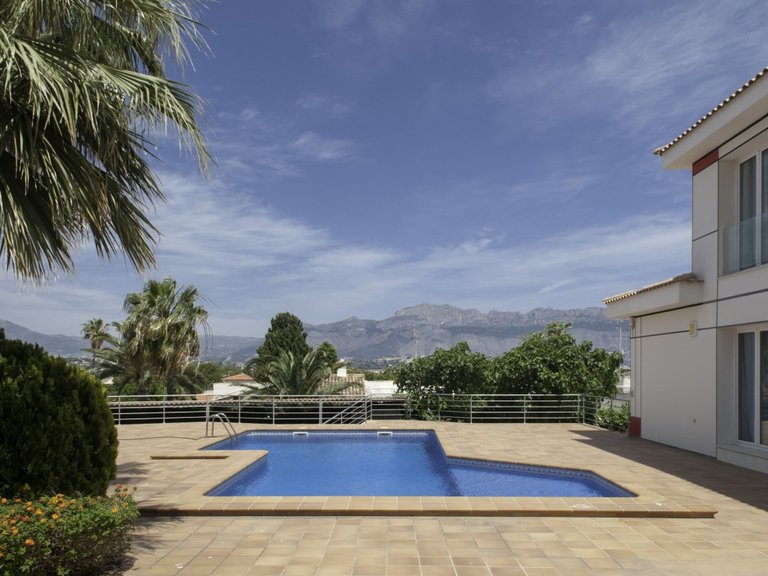 Villa for Sale in Costa Blanca Albir, Alicante 40