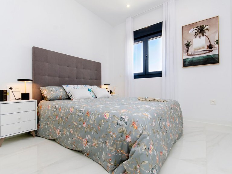 Villa for Sale in Vistabella Golf, Alicante 14