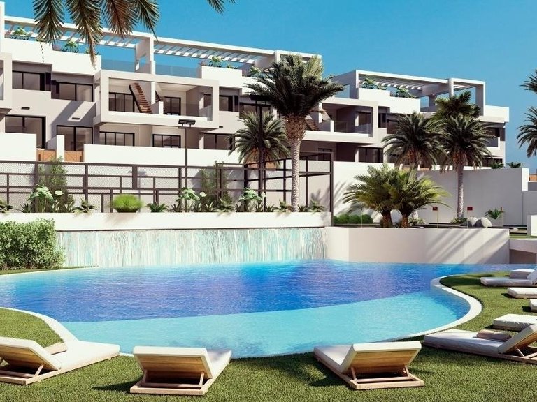 Apartment for Sale in Torrevieja, Alicante 32