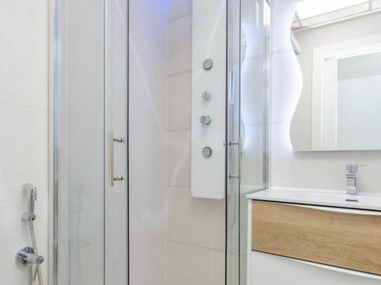 Apartment for Sale in Torrevieja, Alicante 13