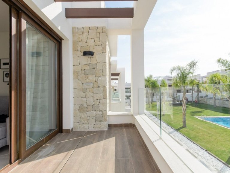 Penthouse for Sale in Torrevieja, Alicante 28