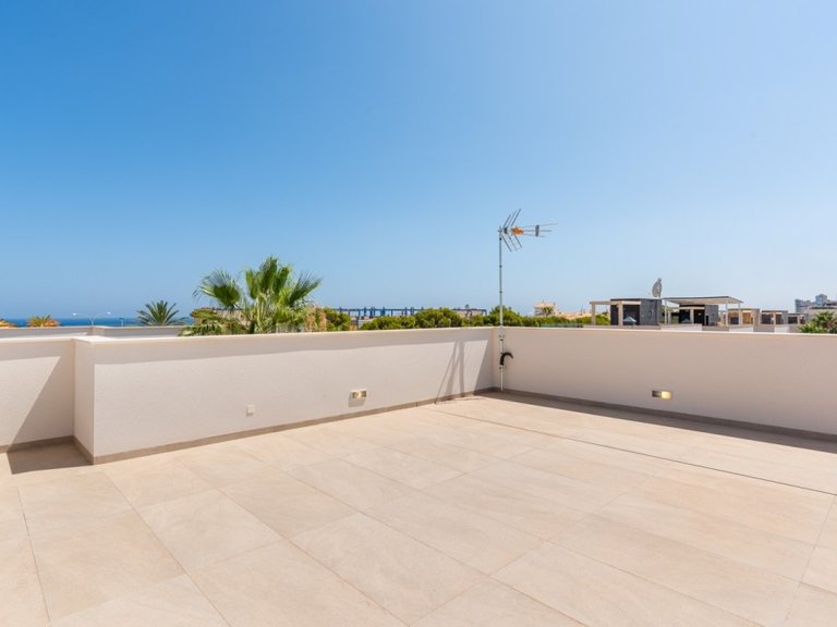 Villa for Sale in Orihuela Costa, Alicante 30
