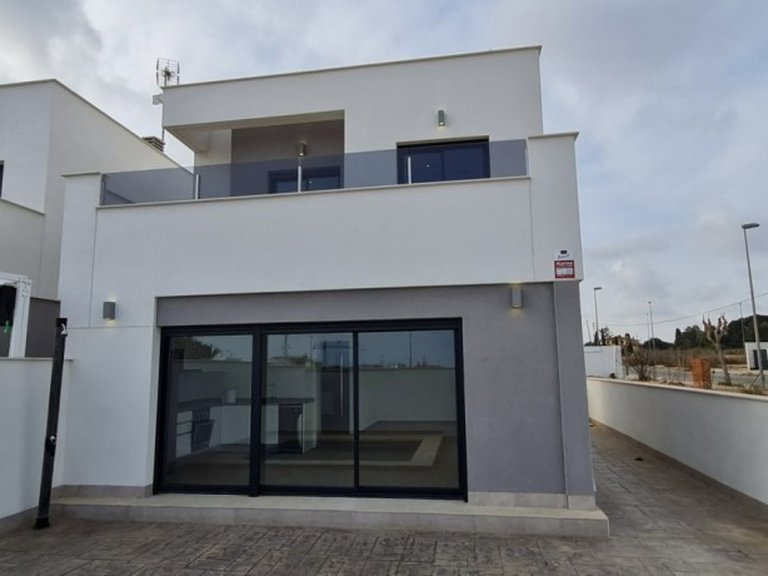Villa for Sale in Orihuela Costa, Alicante 9