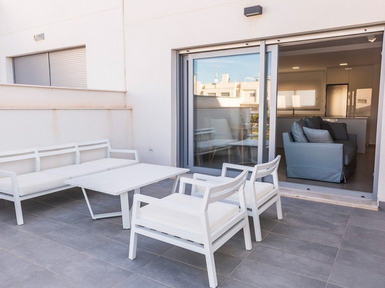 Penthouse for Sale in Vistabella Golf, Alicante 16