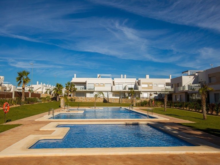 Penthouse for Sale in Vistabella Golf, Alicante 2