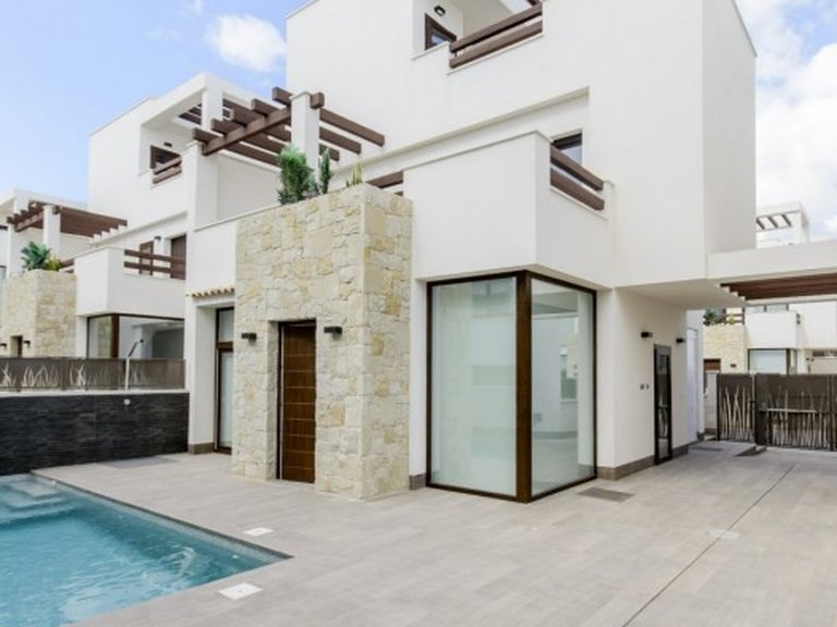 Villa for Sale in Ciudad Quesada, Alicante 1