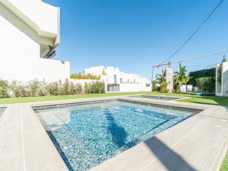 Penthouse for Sale in Los Balcones, Alicante 17