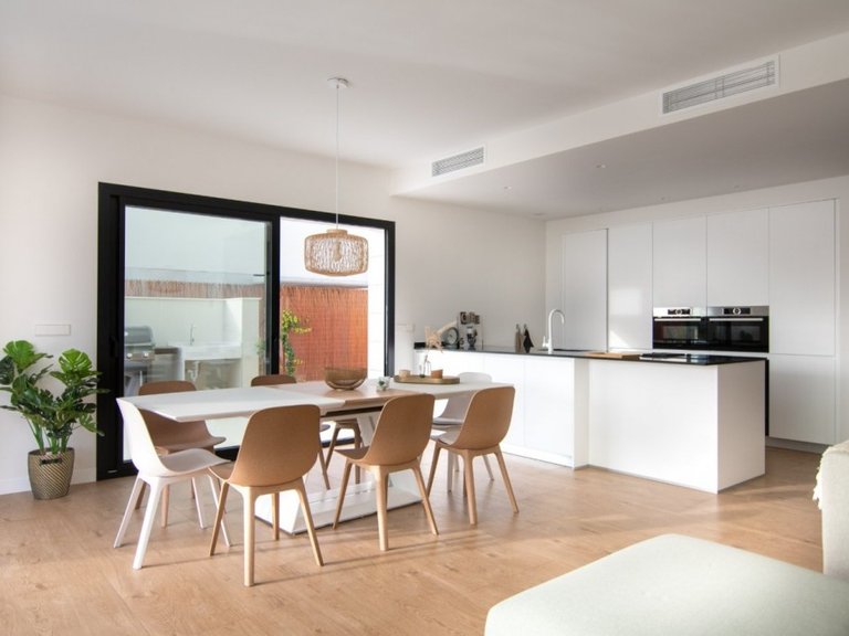 Villa for Sale in Los Montesinos, Alicante 4