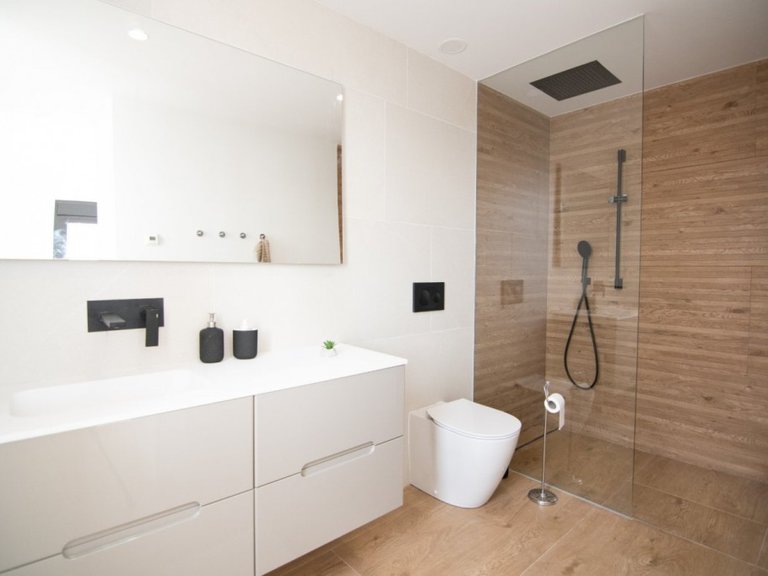 Villa for Sale in Los Montesinos, Alicante 9