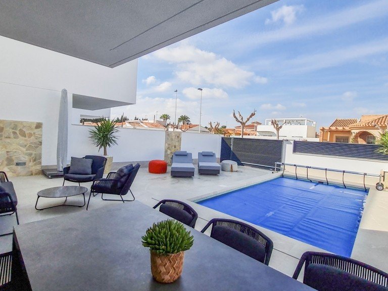Villa for Sale in San Pedro Del Pinatar, Murcia 19