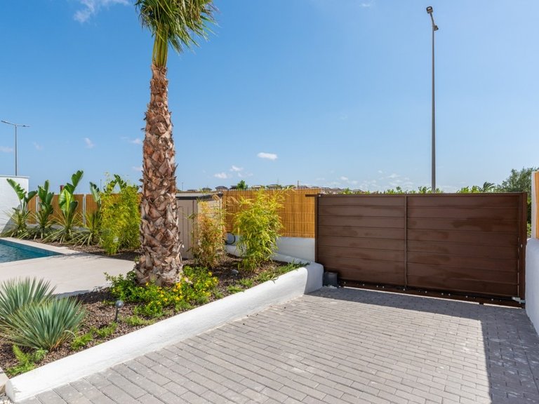 Villa for Sale in Dolores, Alicante 29