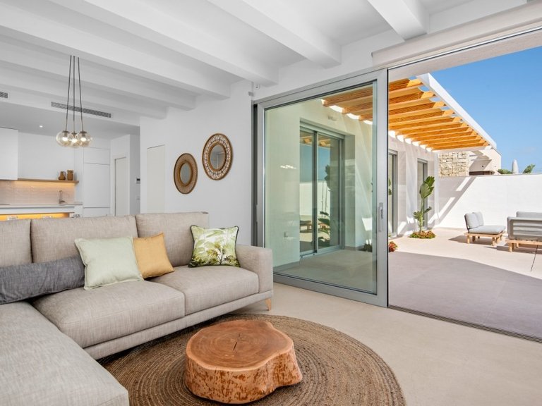 Villa for Sale in Dolores, Alicante 2