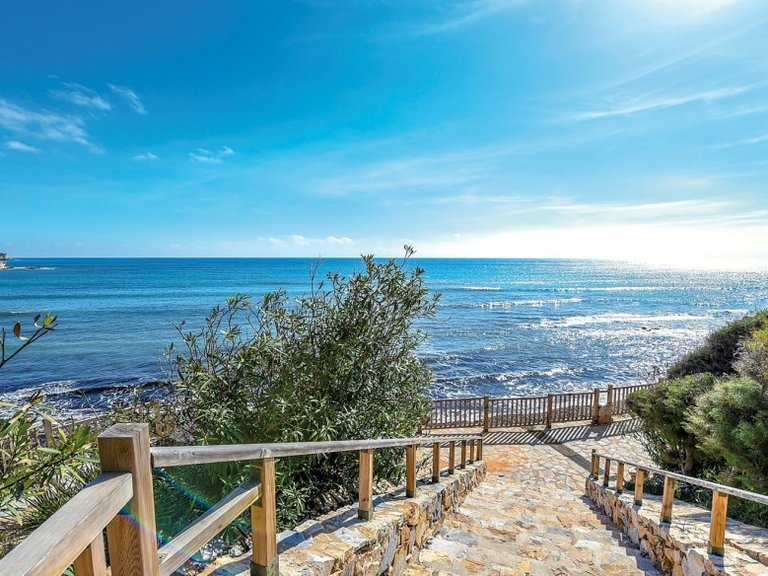 Penthouse for Sale in Torrevieja, Alicante 20