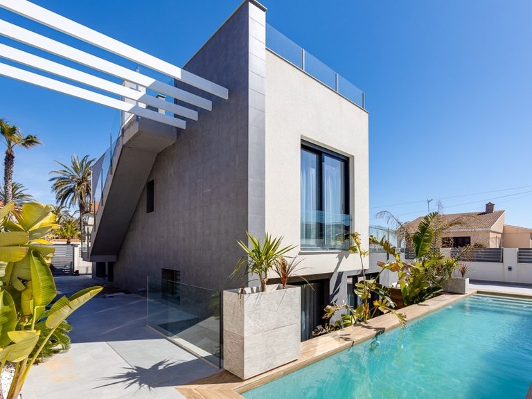 Villa for Sale in La Mata, Alicante 33