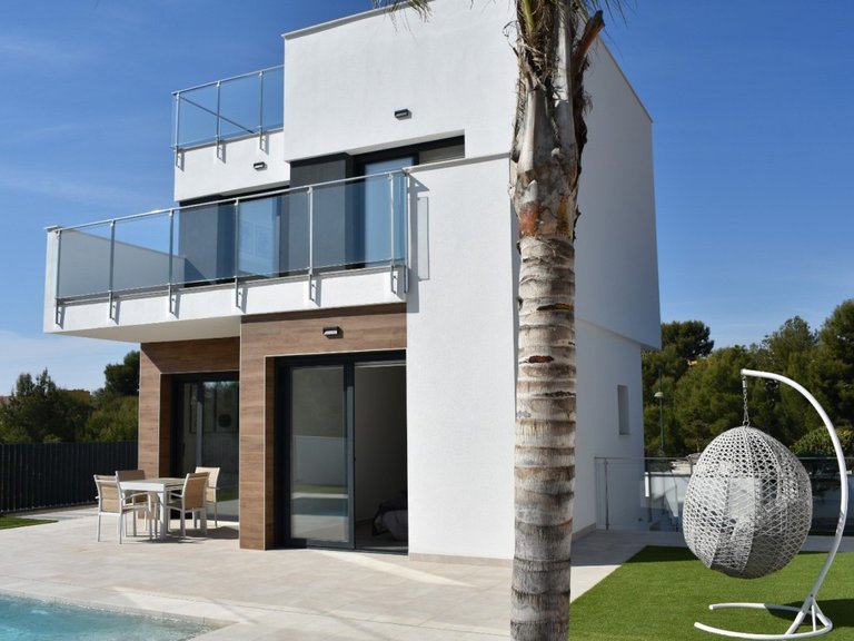 Villa for Sale in La Nucia, Alicante 16