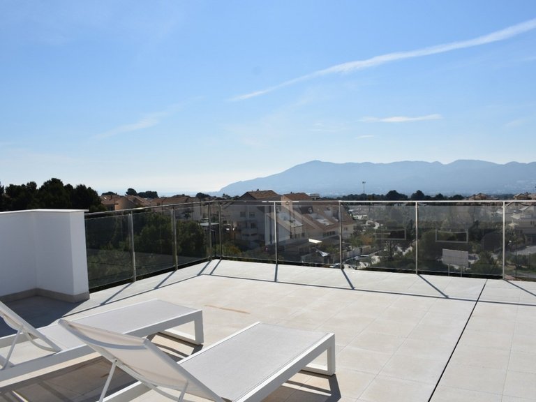 Villa for Sale in La Nucia, Alicante 14