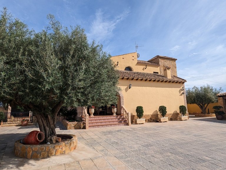 Villa for Sale in Bigastro, Alicante 3