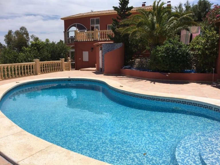 Villa for Sale in Alfaz Del Pi, Alicante 2