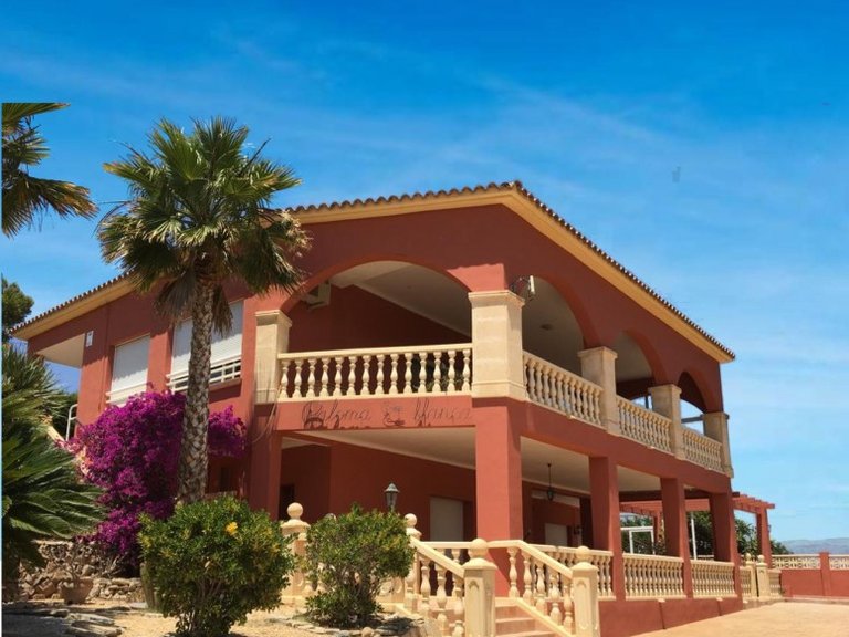 Villa for Sale in Alfaz Del Pi, Alicante 4