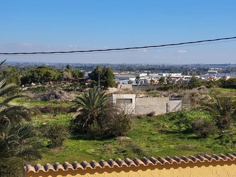 Villa for Sale in Inland Bigastro, Alicante 2