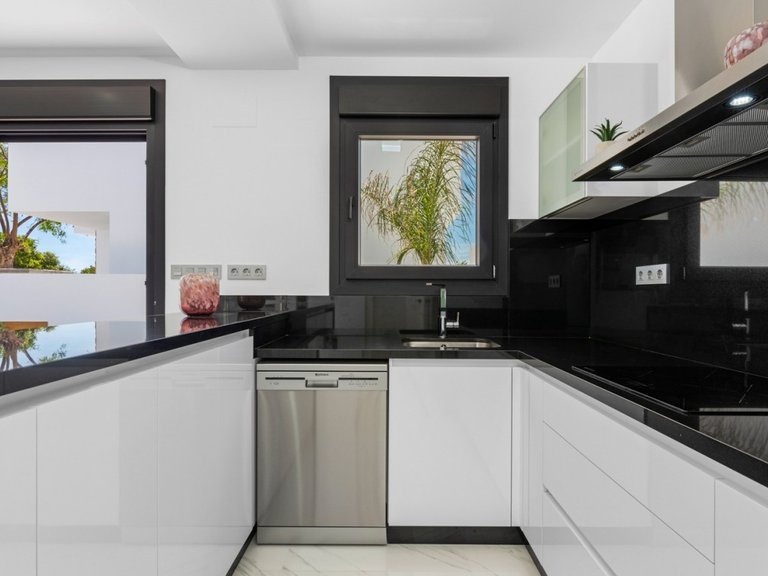 Villa for Sale in Dolores, Alicante 6