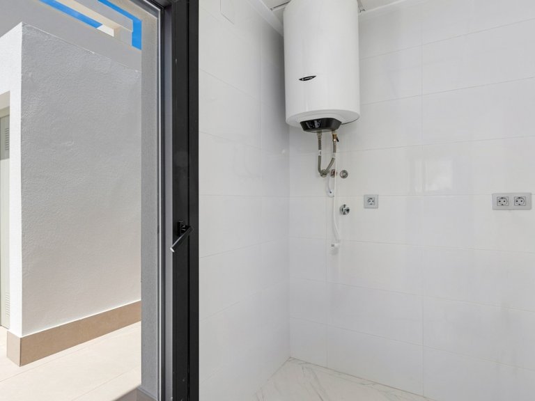 Villa for Sale in Dolores, Alicante 25