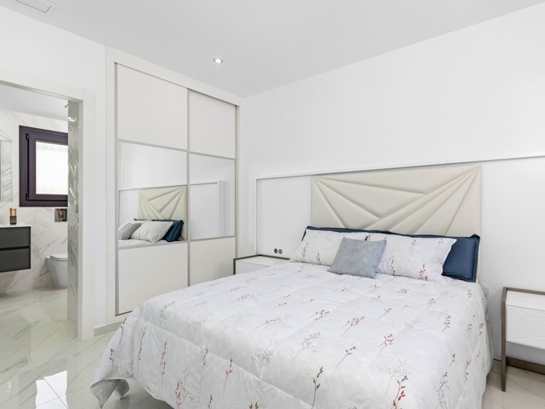 Villa for Sale in Dolores, Alicante 22