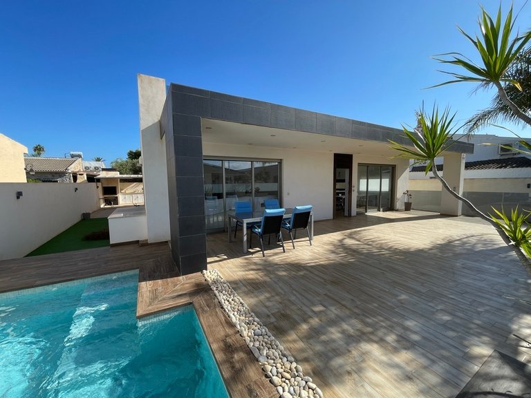 Villa for Sale in Costa Calida Mar De Cristal, Murcia 1