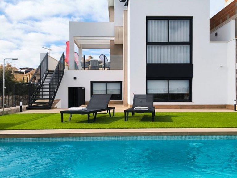 Villa for Sale in La Finca Golf, Alicante 25
