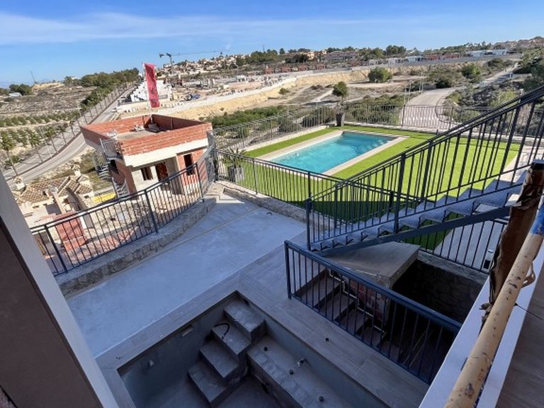 Villa for Sale in La Finca Golf, Alicante 22