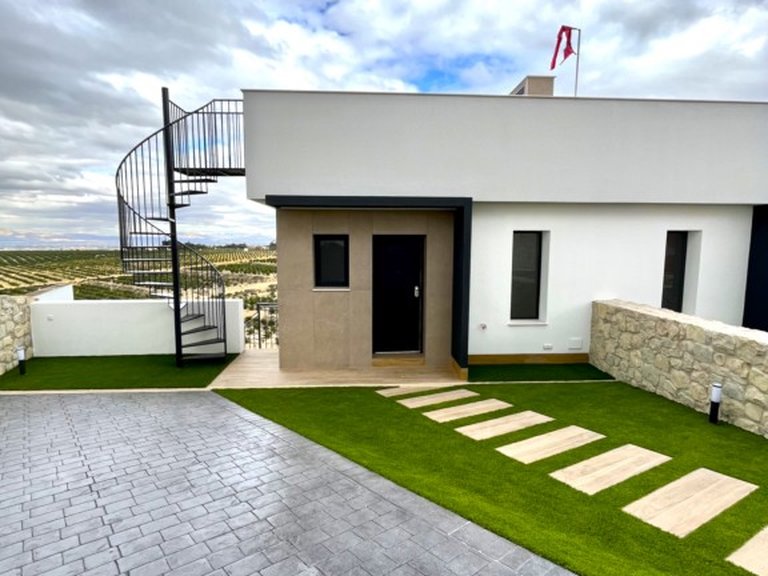 Villa for Sale in La Finca Golf, Alicante 24