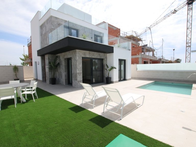 Villa for Sale in Pilar De La Horadada, Alicante 16